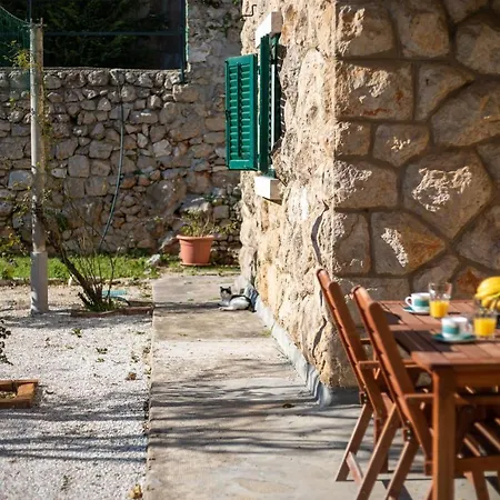 Ahava Garden
