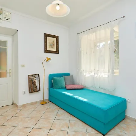 Apartman Ahava Garden