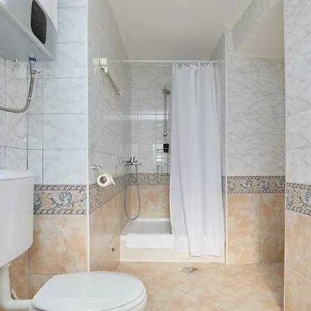 Ahava Garden Apartman